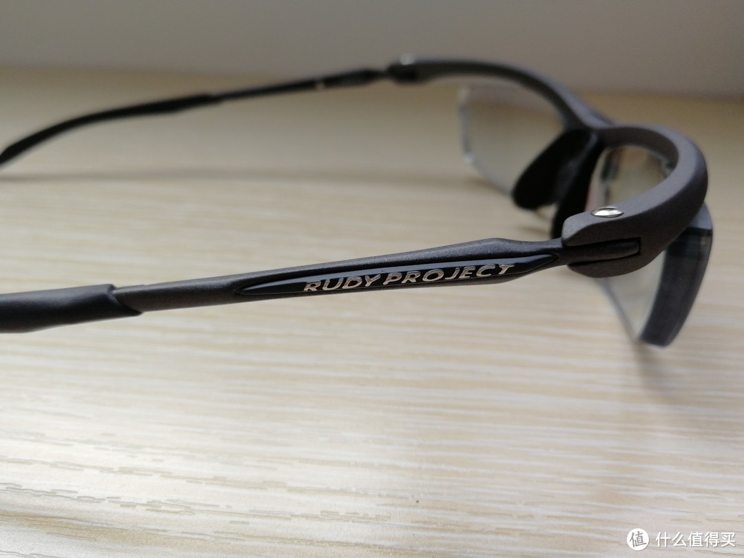Rudy MAYA一体式近视运动眼镜，工作运动两不误？