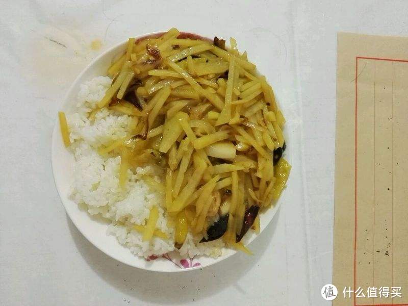 土豆肉块盖饭