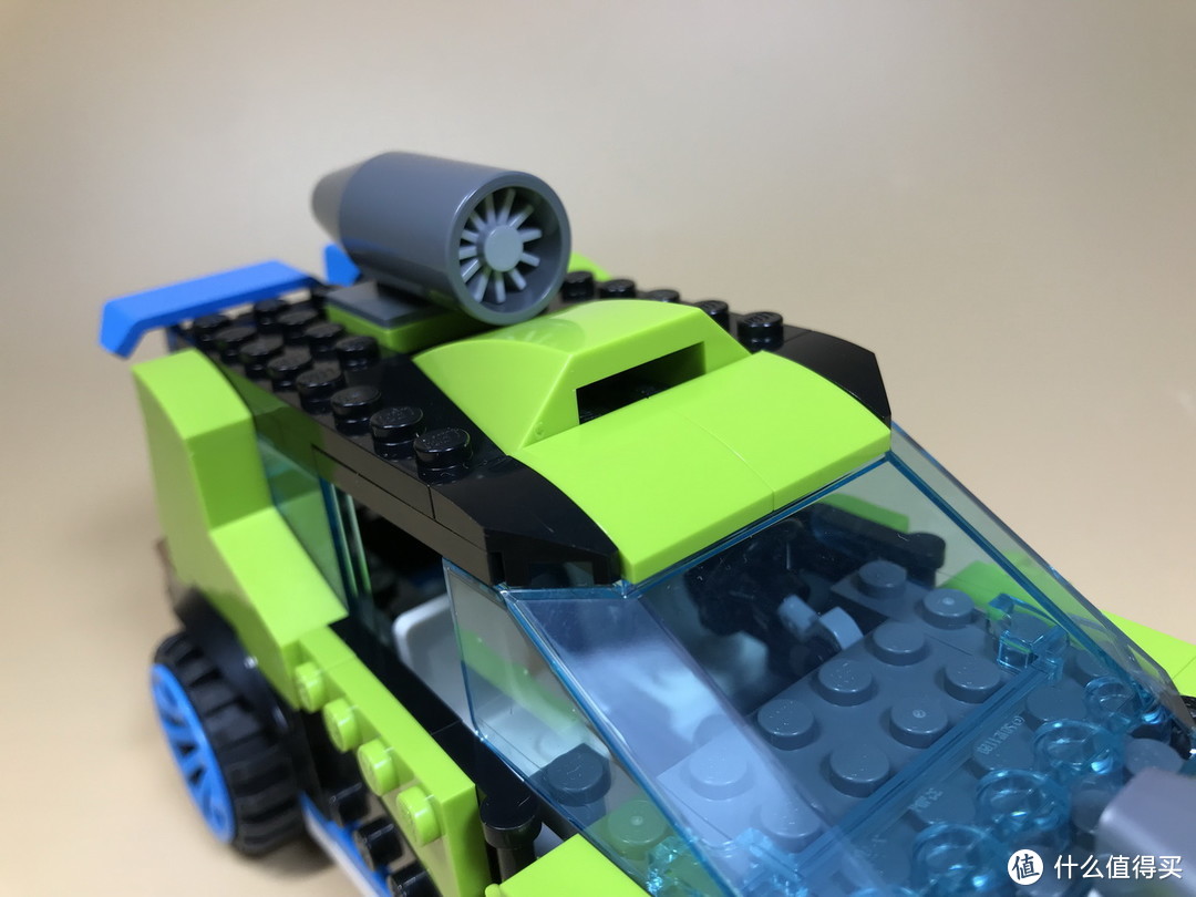 可变形的火箭拉力赛车 ：LEGO 乐高 Creator 创意百变组 3