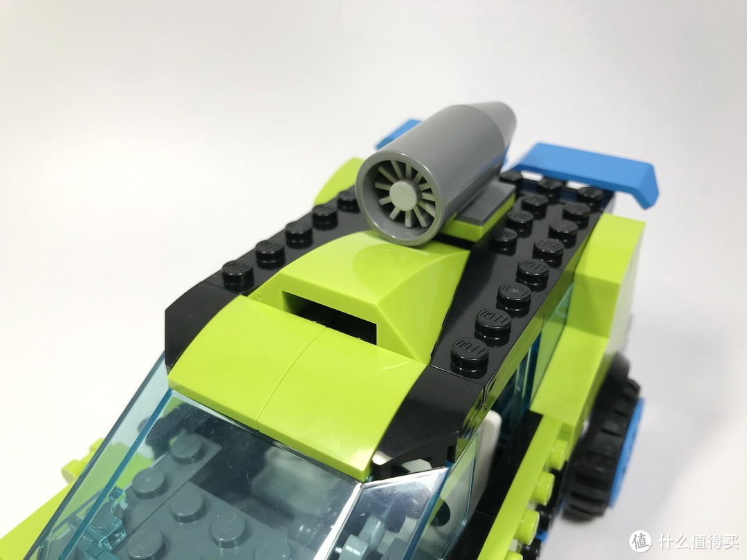 为了那抹翠绿：LEGO 乐高 Creator 创意百变组 31074 火箭拉力赛车