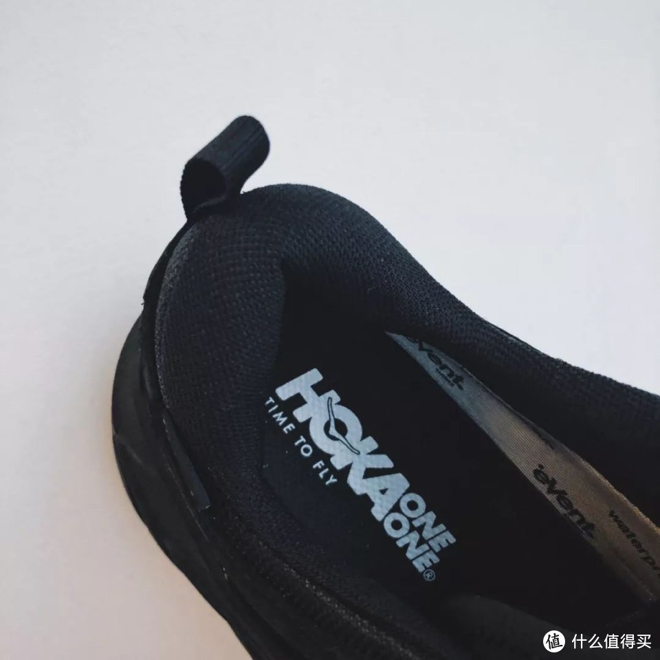 开箱｜ 余文乐、西山彻都在抢着炫耀的球鞋，最近又发售了！
