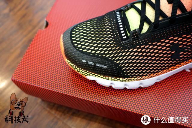 UA HOVR Infinite跑鞋体验 舒畅的缓震性能 为长距离跑步而生