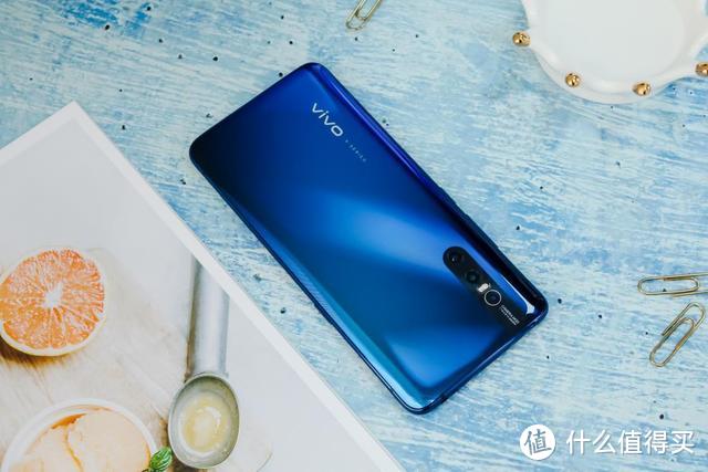 vivo X27今日开售 刷新国产手机颜值新高度