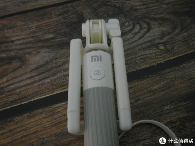 小米蓝牙自拍杆晒单（附淘宝款线控对比）