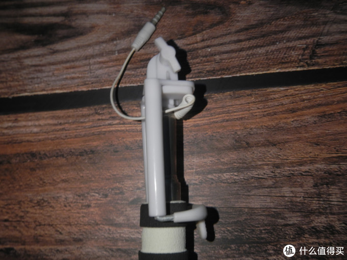 小米蓝牙自拍杆晒单（附淘宝款线控对比）