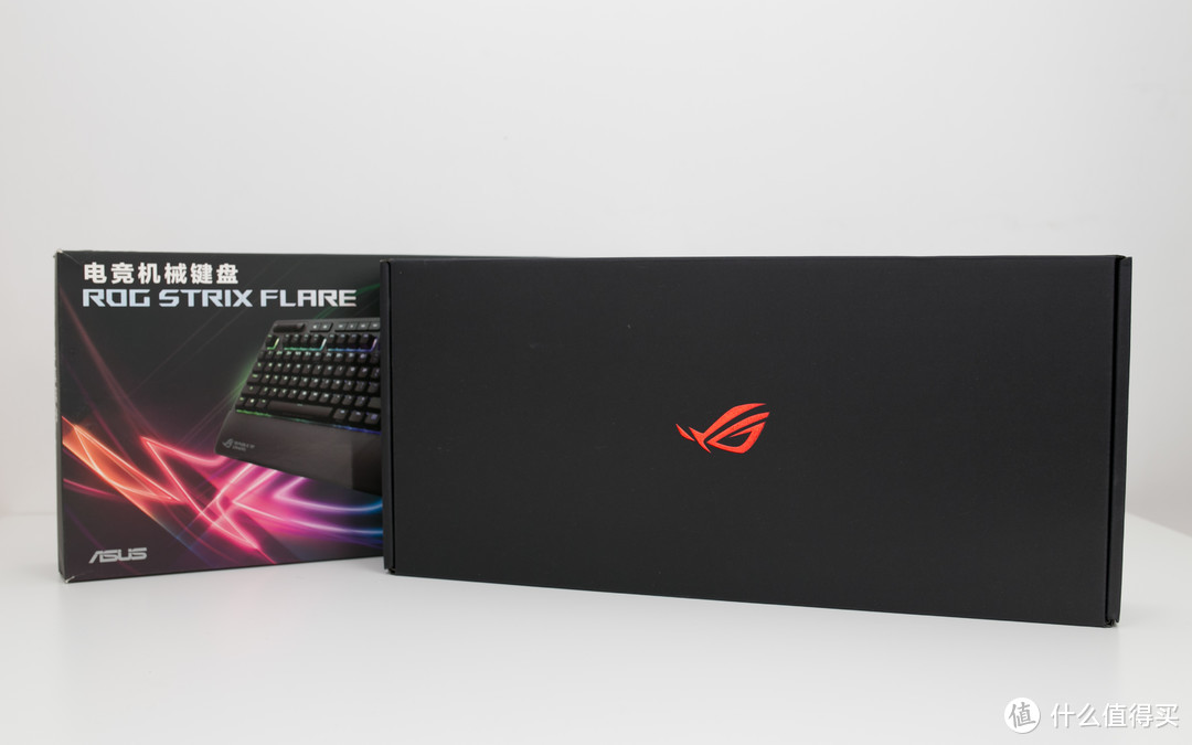 信仰之光闪耀桌面，华硕ASUS ROG STRIX FLARE 耀光机械键盘体验