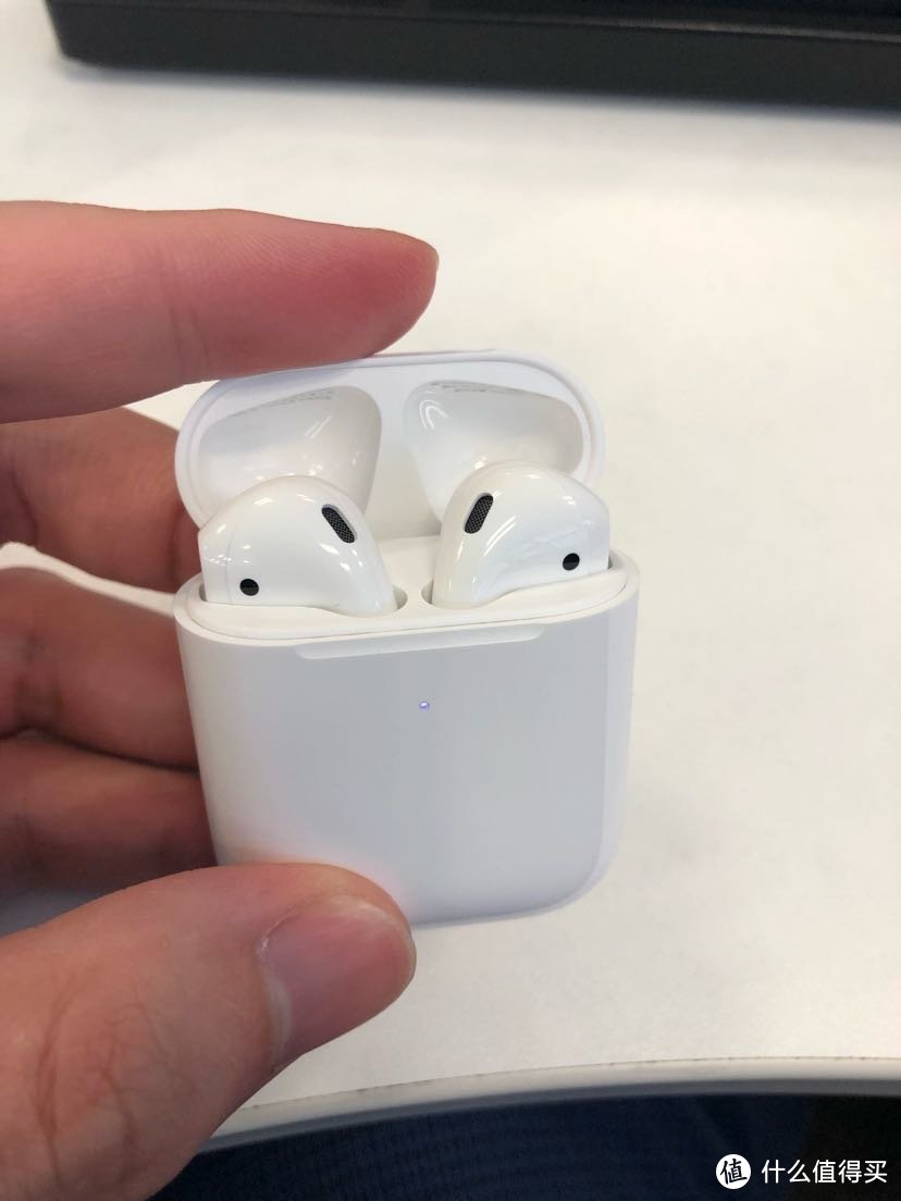 最快的生日礼物Apple AirPods