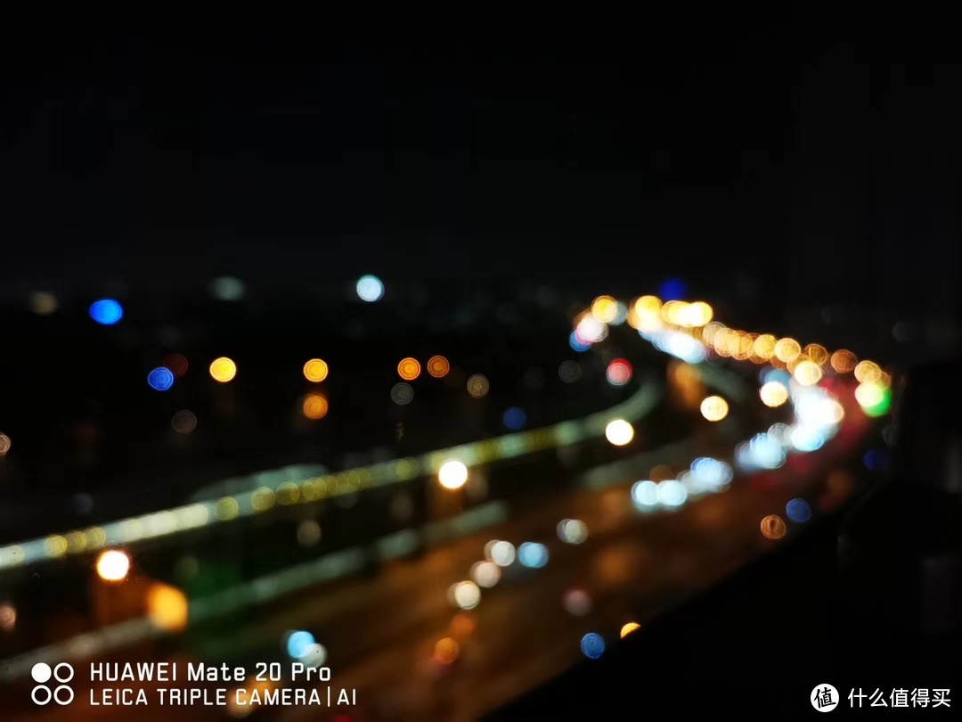 夜景，用同事的Mate20pro 专业模式拍摄夜景，用同事的Mate20pro 专业模式拍摄