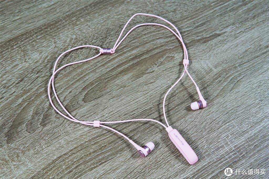 LEANTS SHINE YOU项链式蓝牙耳机体验：少女系耳机，逛街听歌的时尚饰品