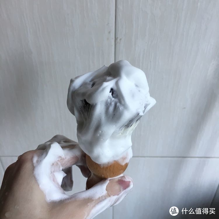 剃须的前和后