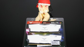 十铨 DELTA RGB系列 DDR4 3000 台式机内存外观展示(散热马甲|飞翼|灯条|主板)