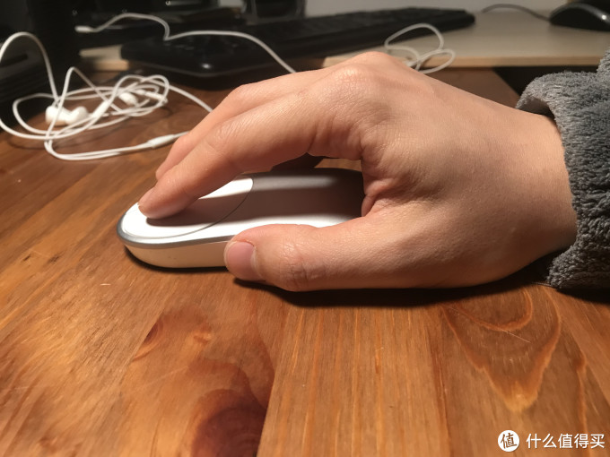 小米蓝牙鼠标握姿