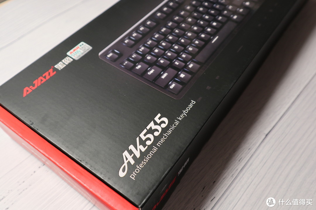 可能是你要的超高性价比——黑爵AK535机械键盘