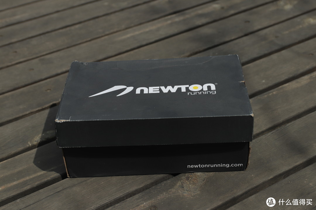 终于见到实物Newton 鞋