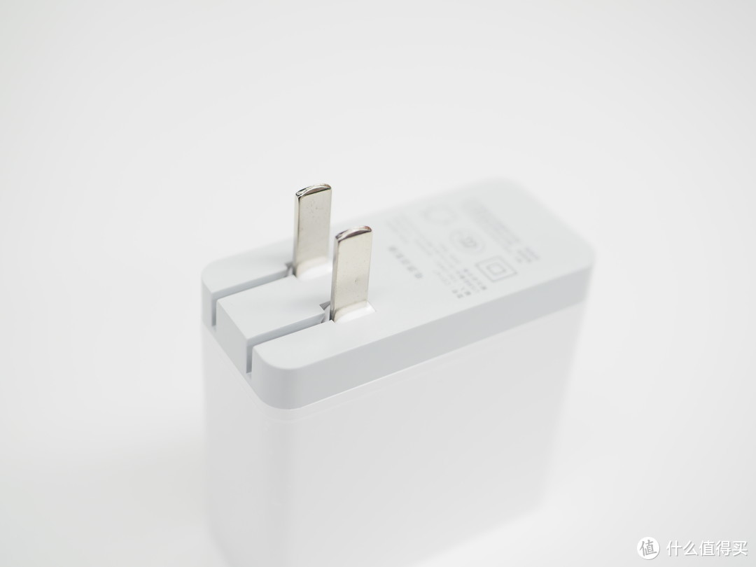 任意口均可输出最大2.4A，绿联4口USB充电器晒单