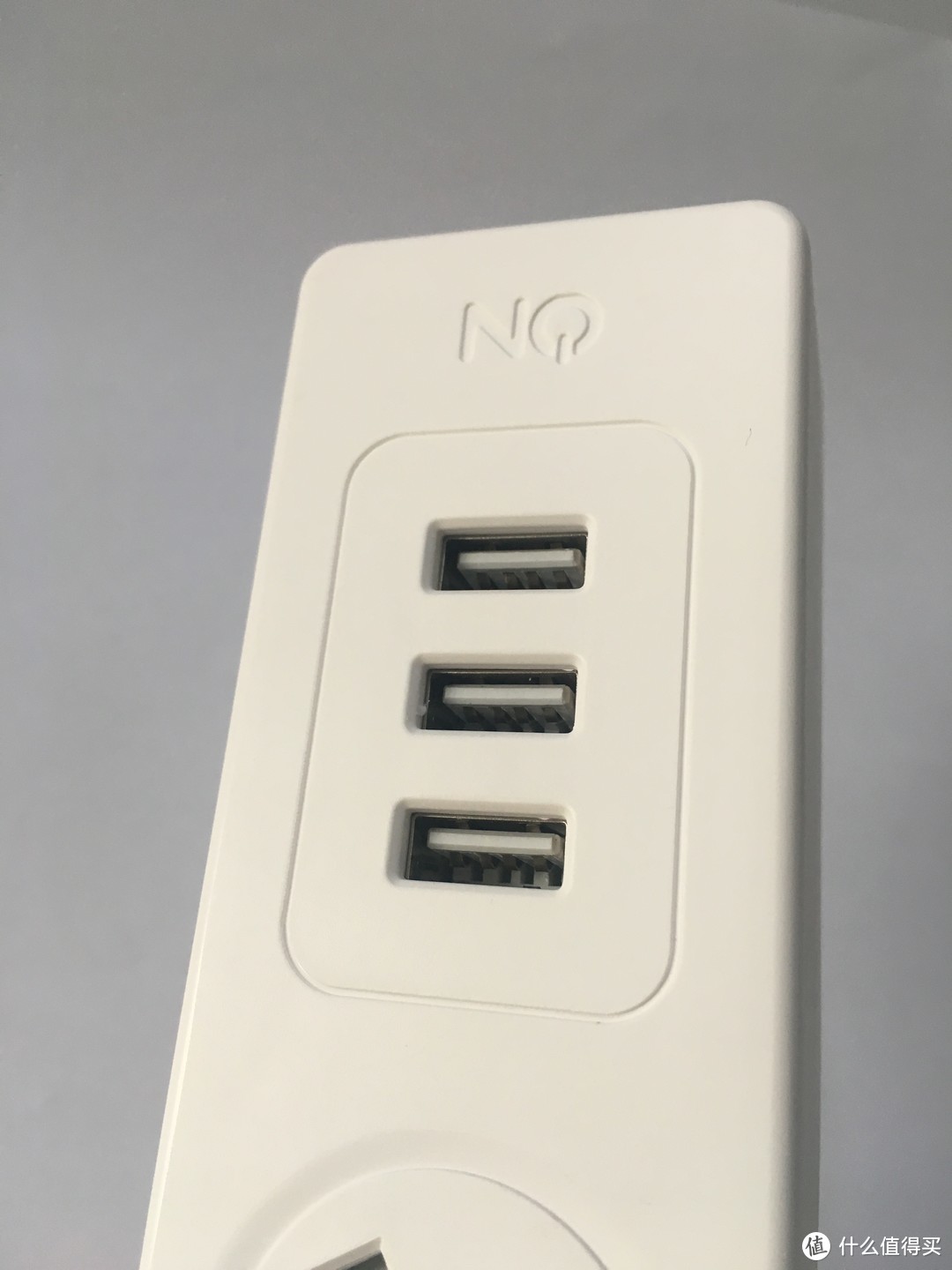 手机支架USB插座简单开箱评测 附与小米插座对比