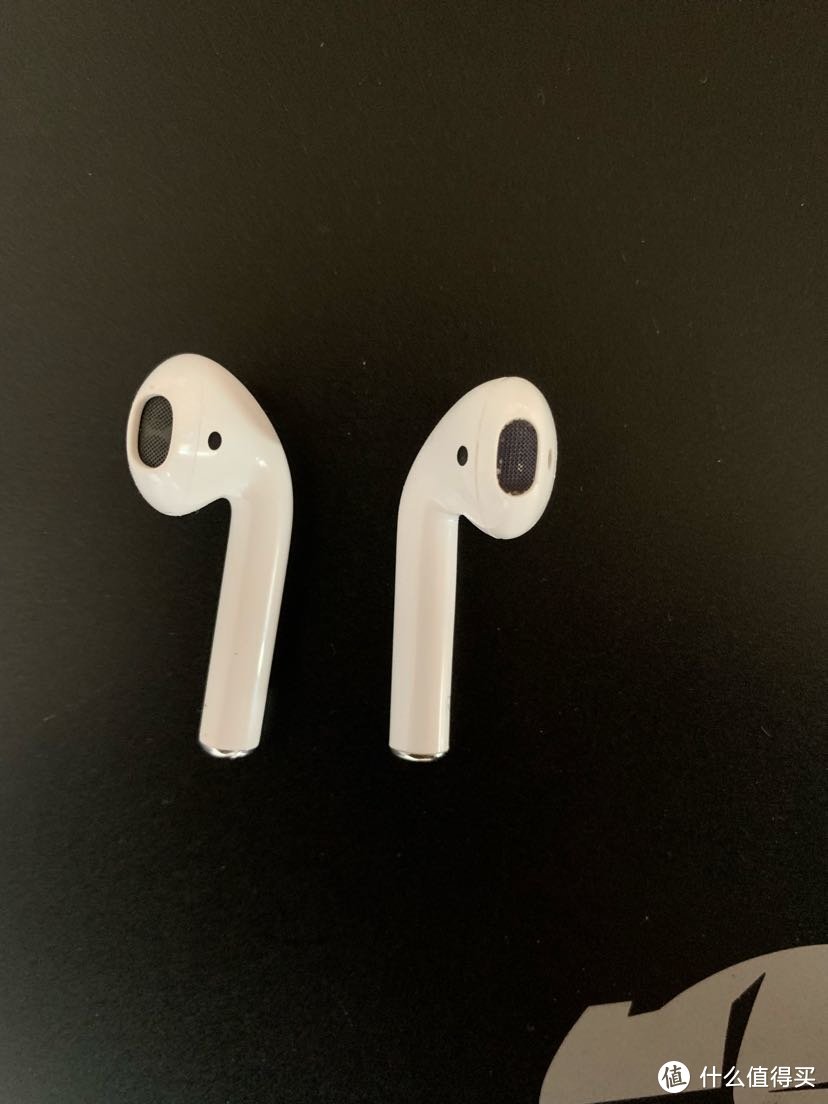 airpods2待简易开箱体附带对比PDD山寨版