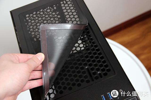 Thermaltake挑战者H3 新品体验