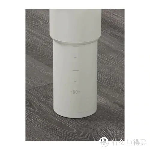 我的人体工程学电脑组合：可调高低的桌脚，可升降电脑桌，显示器支架，鼠标键盘