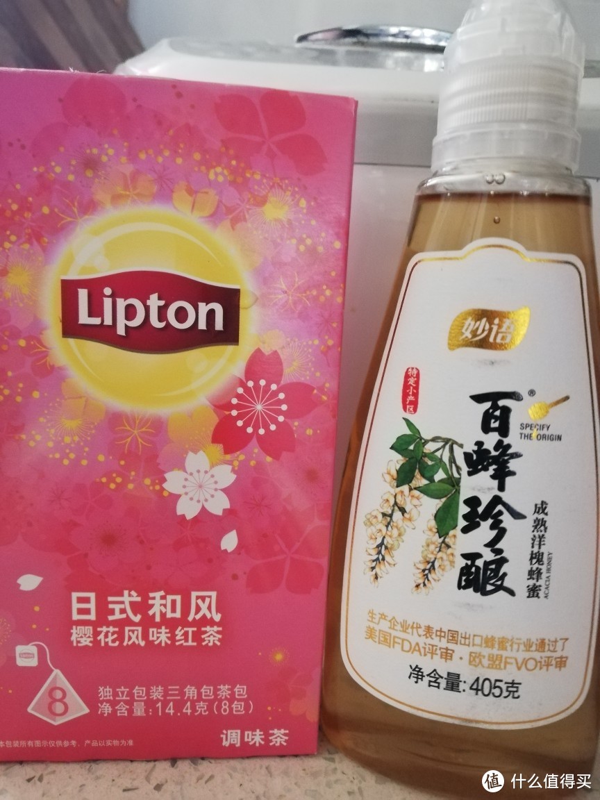 既然不能外出赏樱 那就来一杯樱花风味的红茶吧