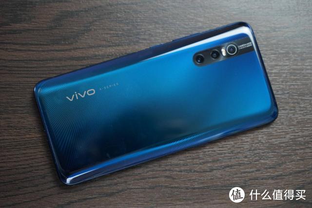 vivo X27评测：反正没槽点+全隐藏设计，是否让美更进一步？