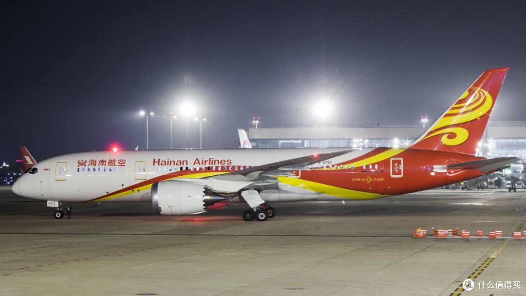 2013年7月,海南航空第一架787客机b-2722加入机队,2016年6月海航的第