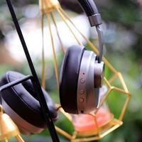 惠威 AW-65 头戴式 蓝牙耳机使用评测(音质|灵敏度|性价比|价格)