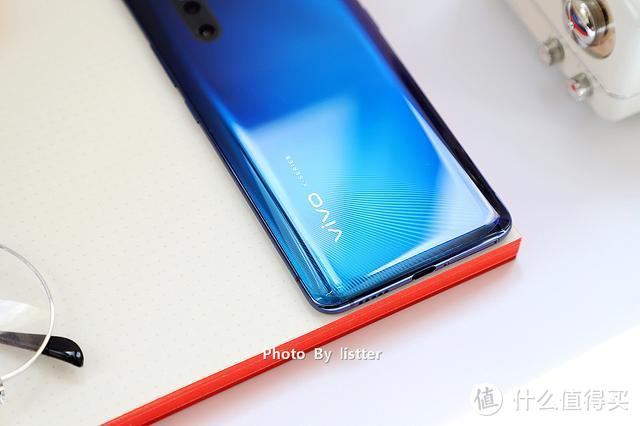 vivo X27测评：零界全面屏和升降镜头的正确使用姿势！