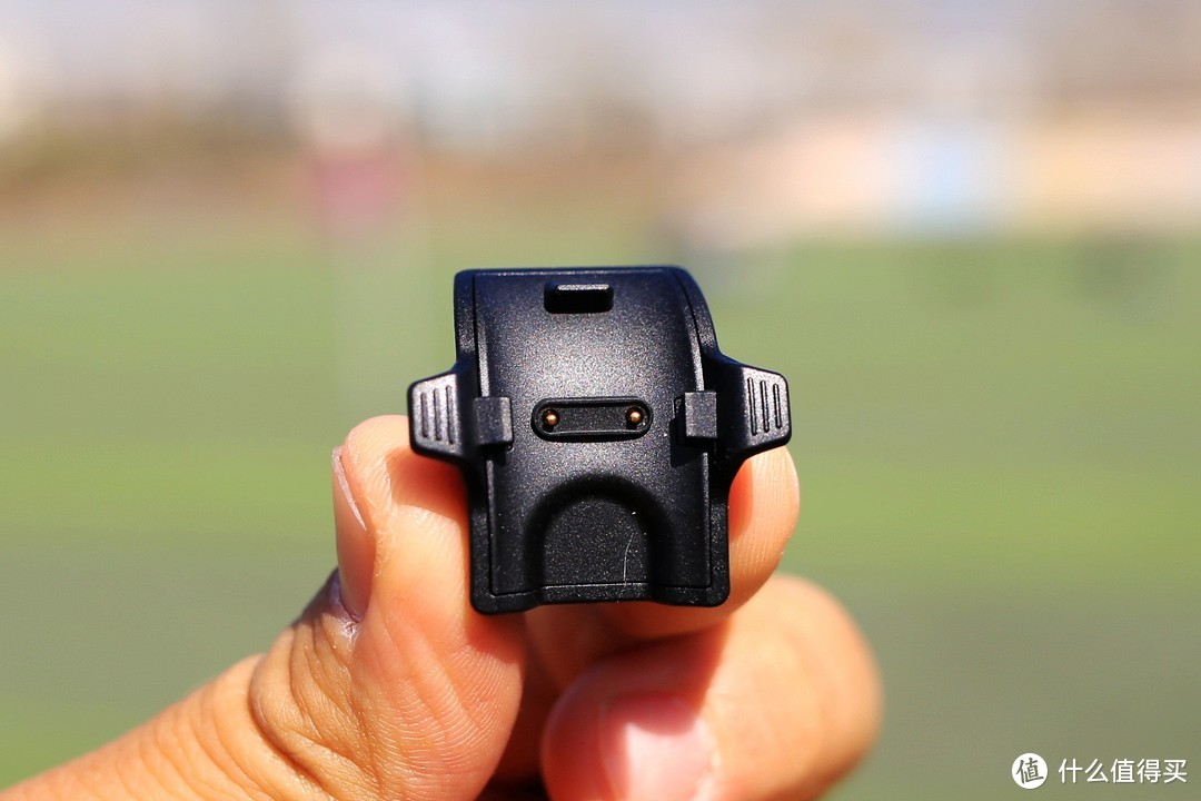 可以独立GPS的智能手环，细看华为手环3 Pro的低调奢华