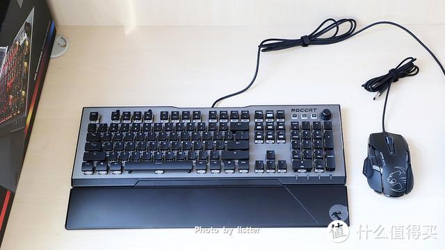 全新RGB泰坦轴，ROCCAT冰豹Vulcan 120 AIMO测评