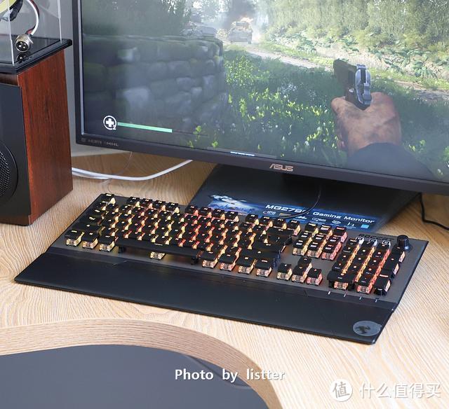 全新RGB泰坦轴，ROCCAT冰豹Vulcan 120 AIMO测评