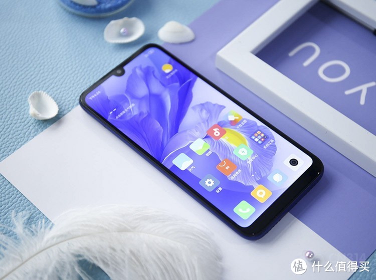 这小东西长得还挺别致!！红米Redmi 7玩机评测