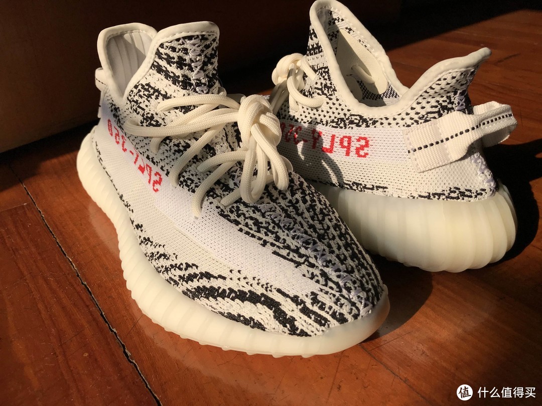 莆田爆款究竟还适不适合入手？ — Yeezy 350 v2 ZEBRA