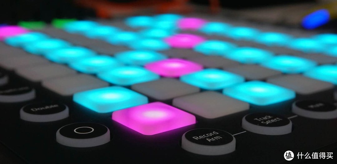 抖音“音游”神器，Novation Launchpad Pro MIDI打击垫，硬核（自称）体验