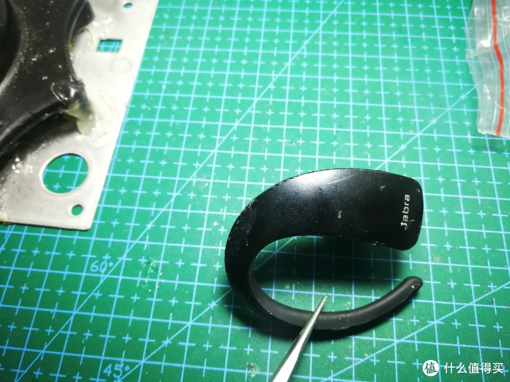 耳机维修13：jabra炫石换电池无声音的修复教程