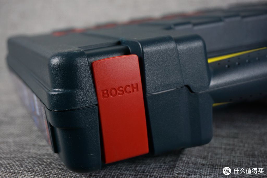 家里工具有它就够了，Bosch博世GSB120-Li家用多功能冲击钻使用体验