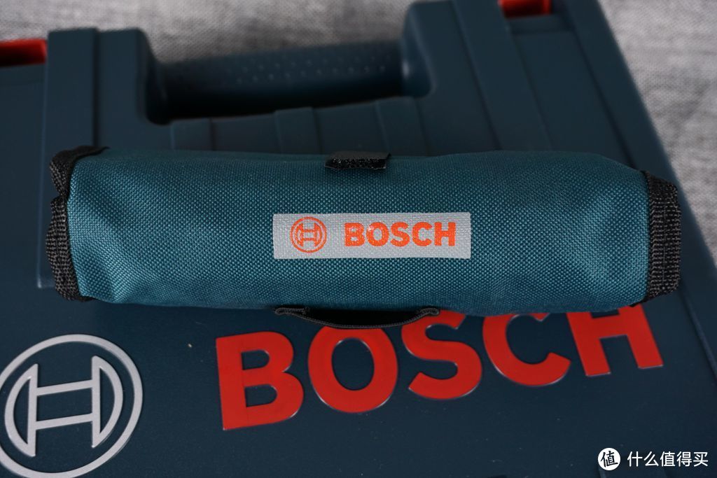 家里工具有它就够了，Bosch博世GSB120-Li家用多功能冲击钻使用体验