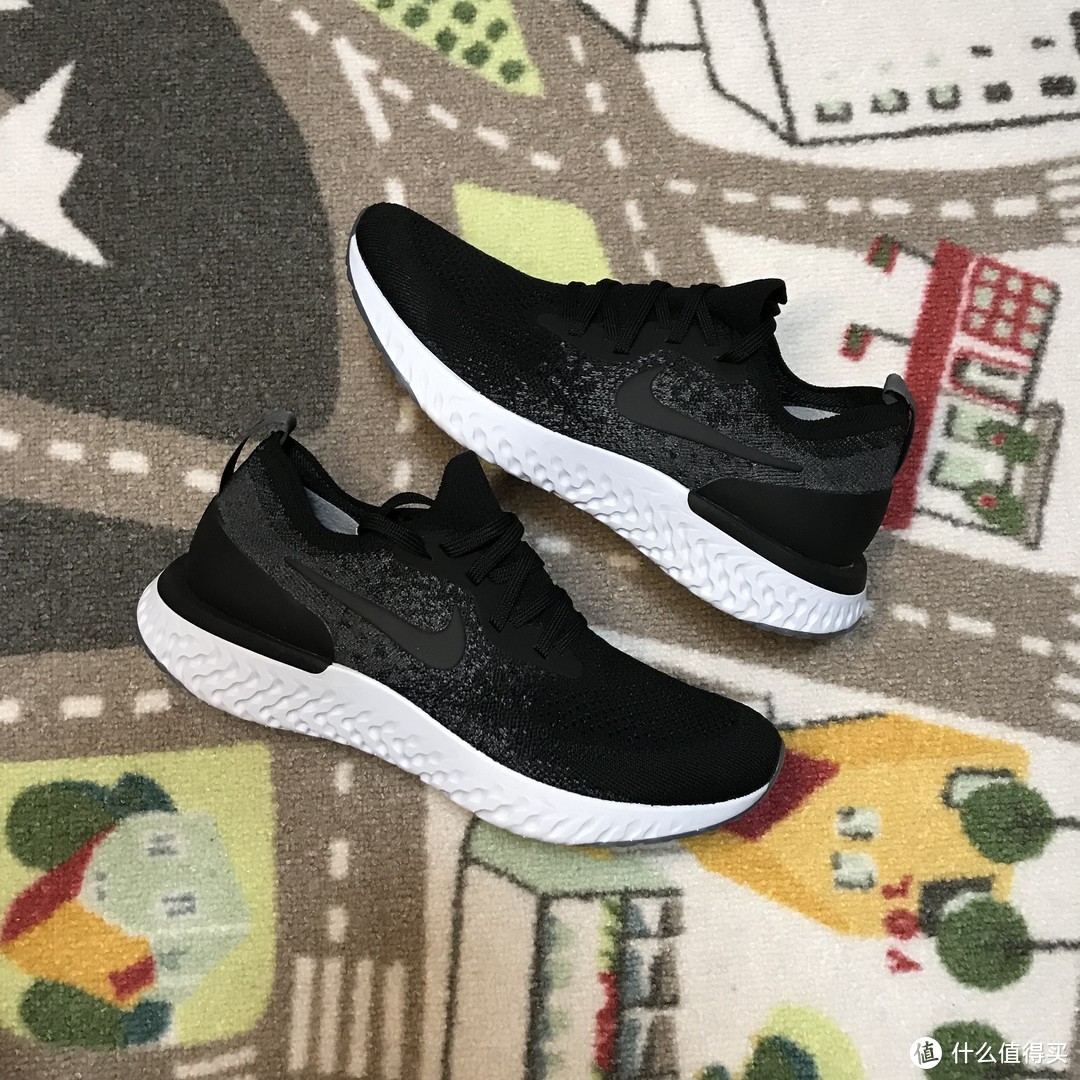 479元买旧不买新！Nike Epic React Flyknit跑鞋