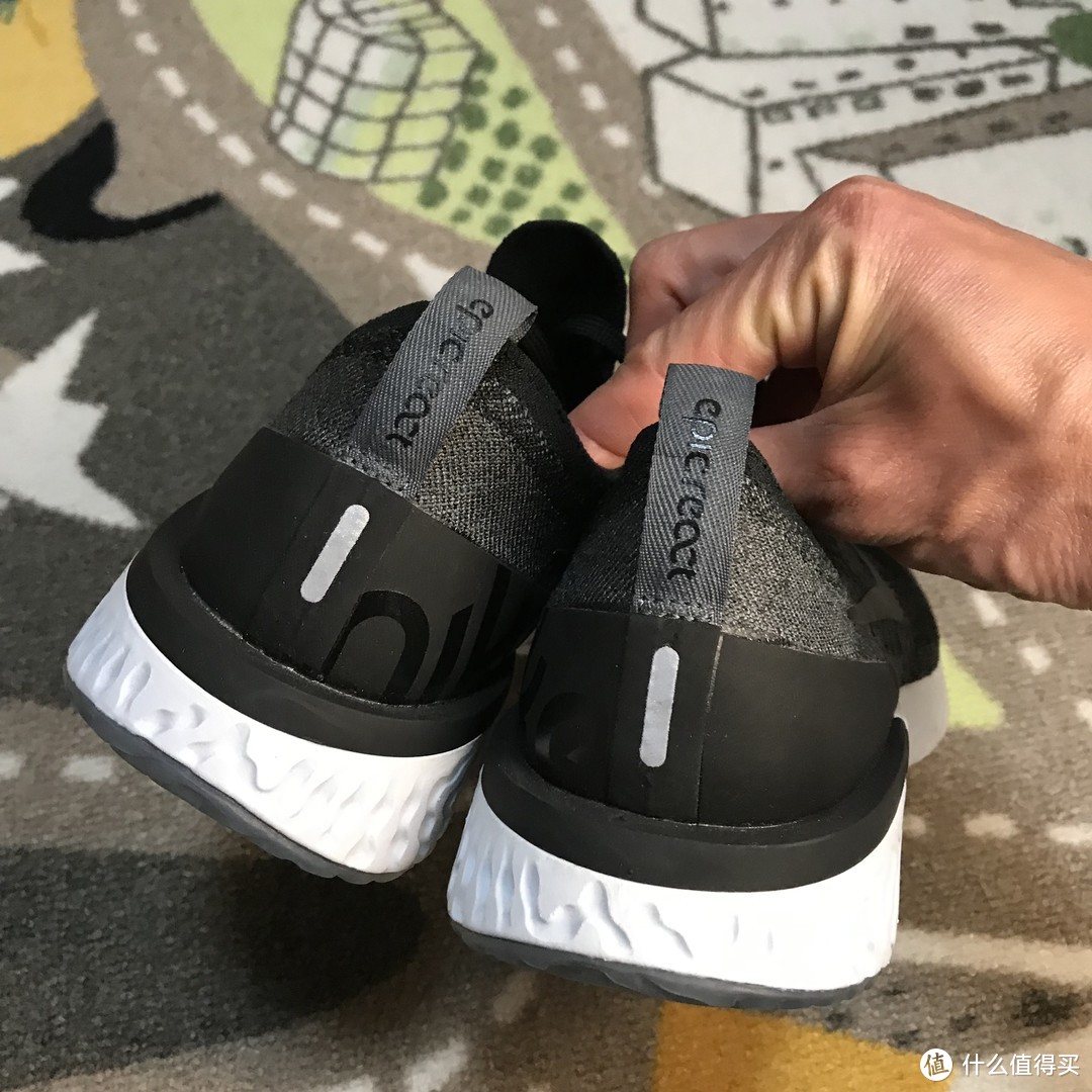 479元买旧不买新！Nike Epic React Flyknit跑鞋