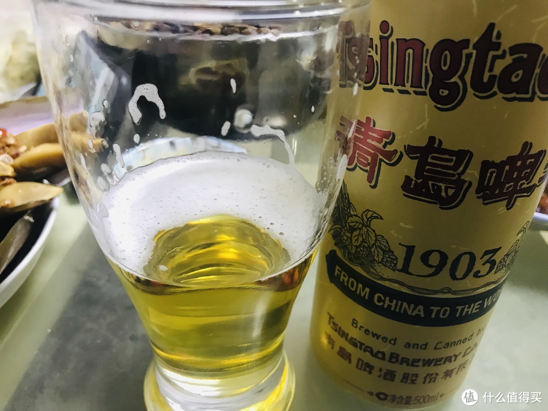 国货之光1903青岛啤酒开箱测评，这罐100年的啤酒让人骄傲！