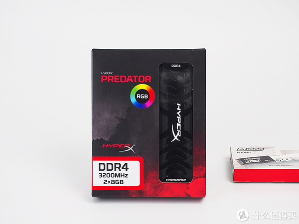 金士顿DT HyperX Predator USB3.0 1TB U盘外观展示】柔光条|散热片_