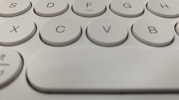 米物蓝牙双模键盘使用总结(手感|稳定性|提醒|做工|电池)