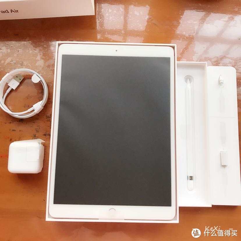 2019 iPad Air 3 开箱