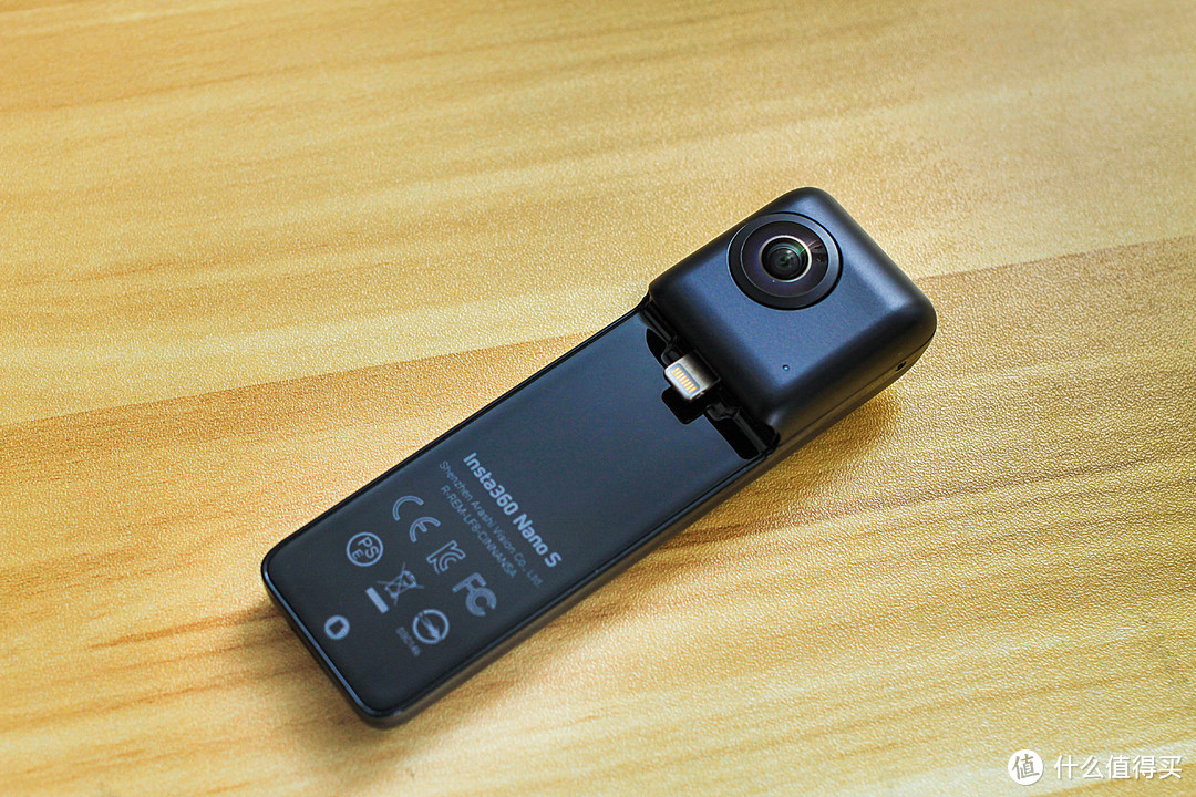 Insta 360 nano s  一个有意思全景相机，一个有意思的玩具