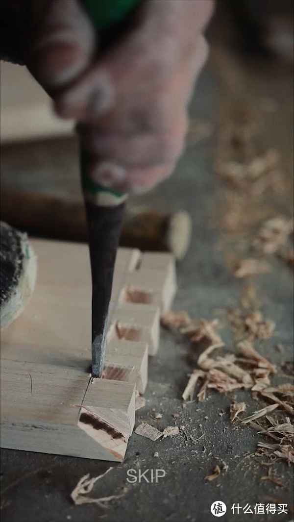 木料、制作榫卯的工具和榫卯的历史。