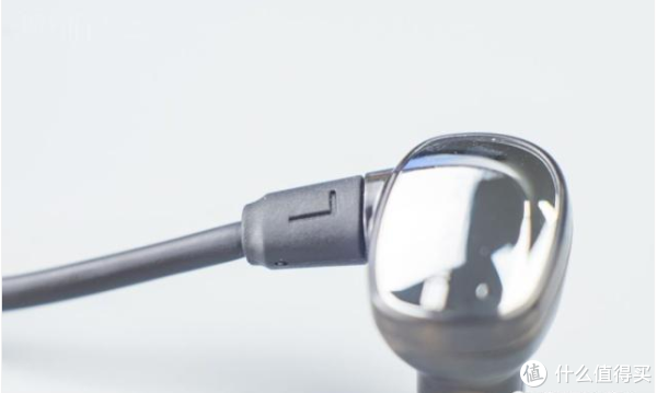 耳机插座细节