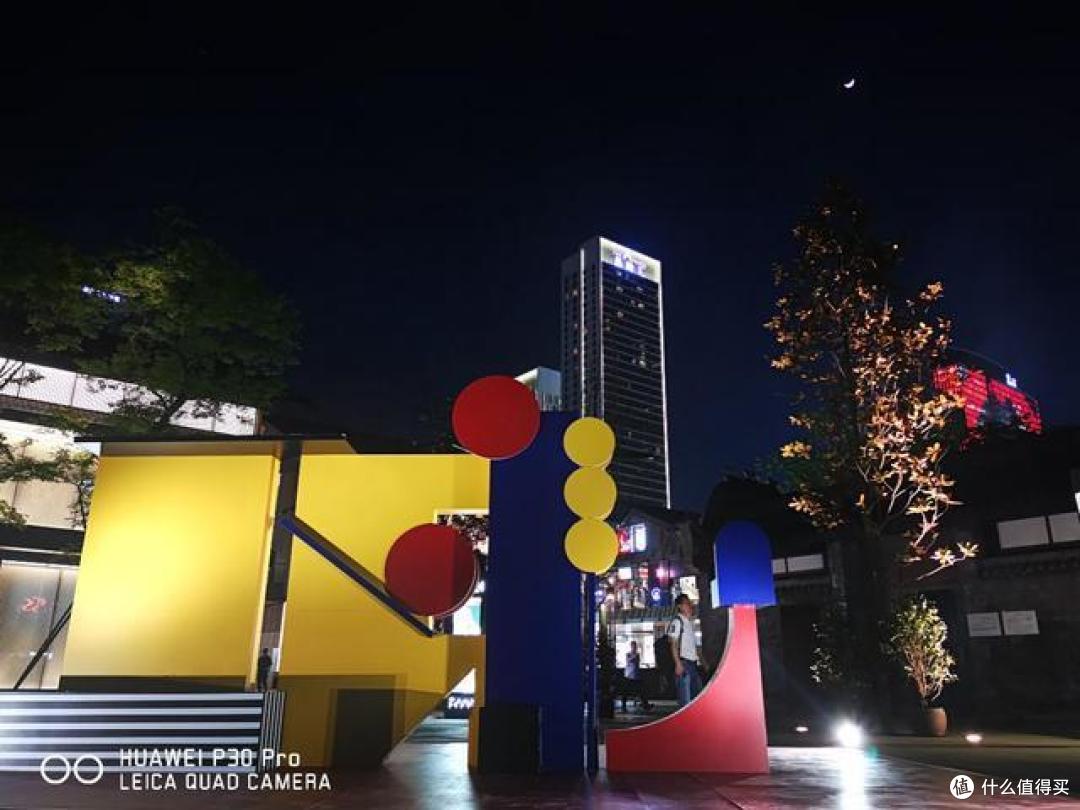 华为P30 Pro除了50倍数码变焦，凭什么霸占DxOMark排行榜第一？