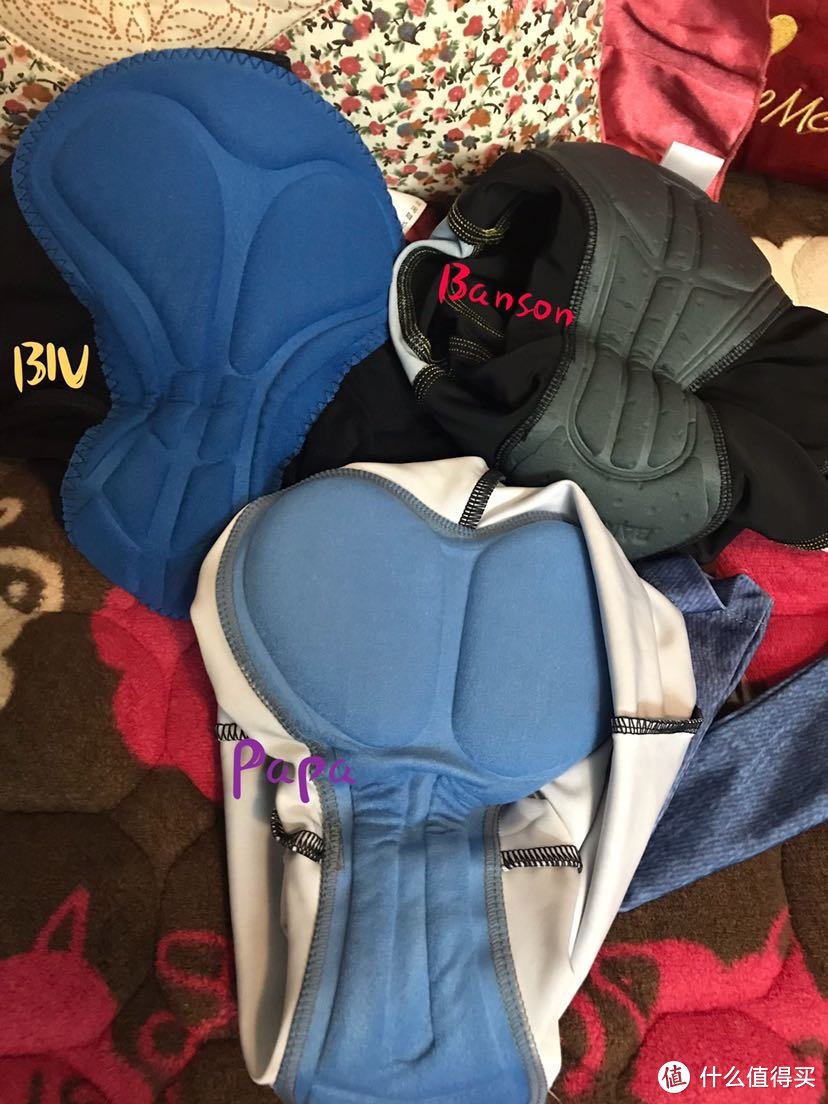 左一:Spakct思帕客抓绒长裤 右一:Banson蝙蝠侠套装长裤 中下:papa赛事包长裤