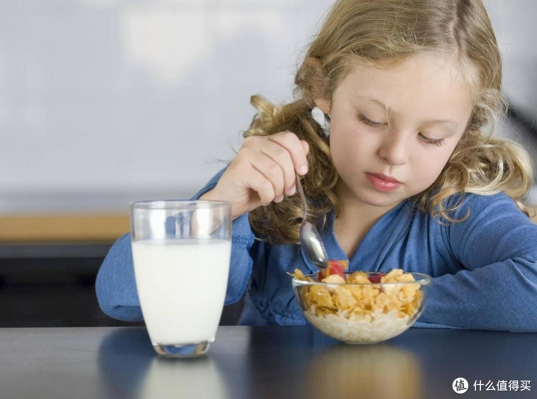 谷类早餐（Breakfast Cereals）平价方便，营养均衡，在美国是相当常见的家庭早饭
