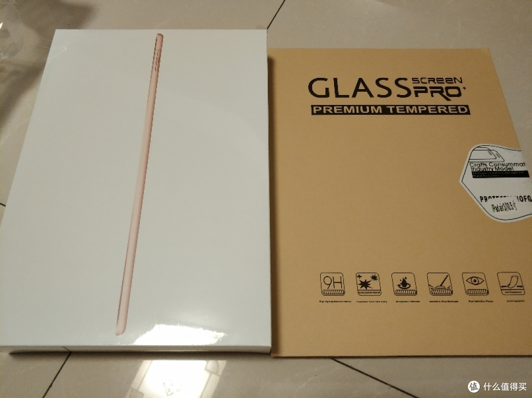 数码开箱 篇一:4月8日多多家团的3983元ipadair3简单开箱